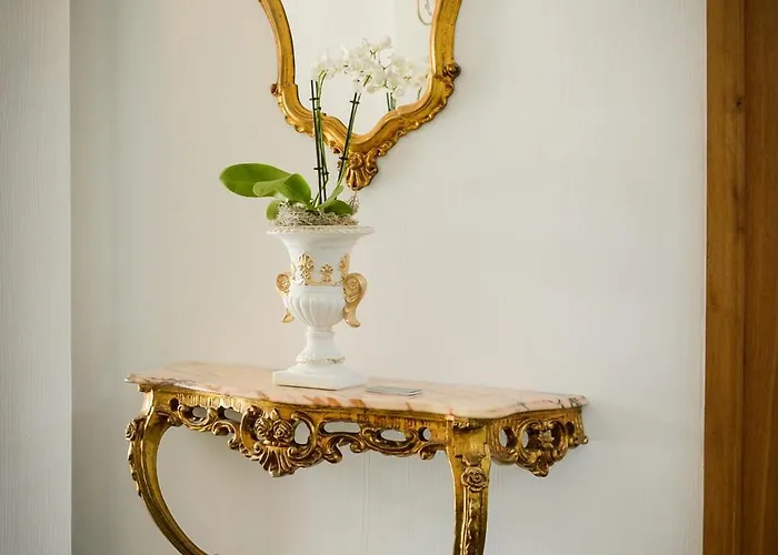 Daire Insel-apartment Im Herrenhaus Rheinblick